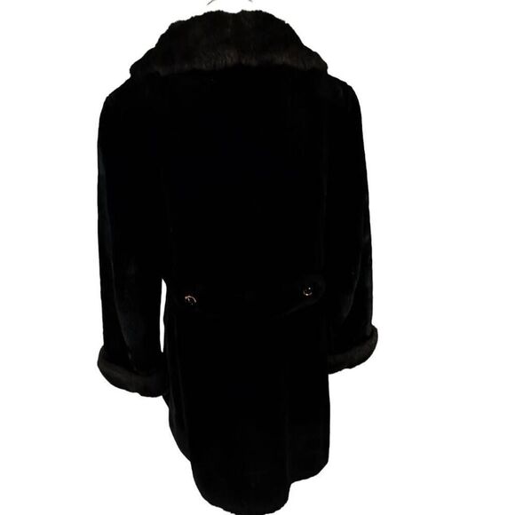 Vintage 1970s Double Breasted Black & Brown Faux Fur Coat | Borgazia by Fairmoor - Picture 8 of 13